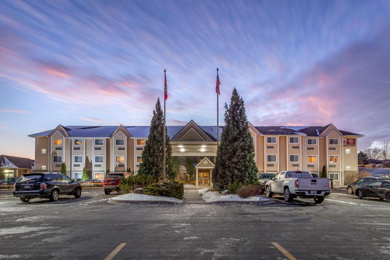 Best Western Plus Woodstock Inn & Suites Ngoại thất bức ảnh