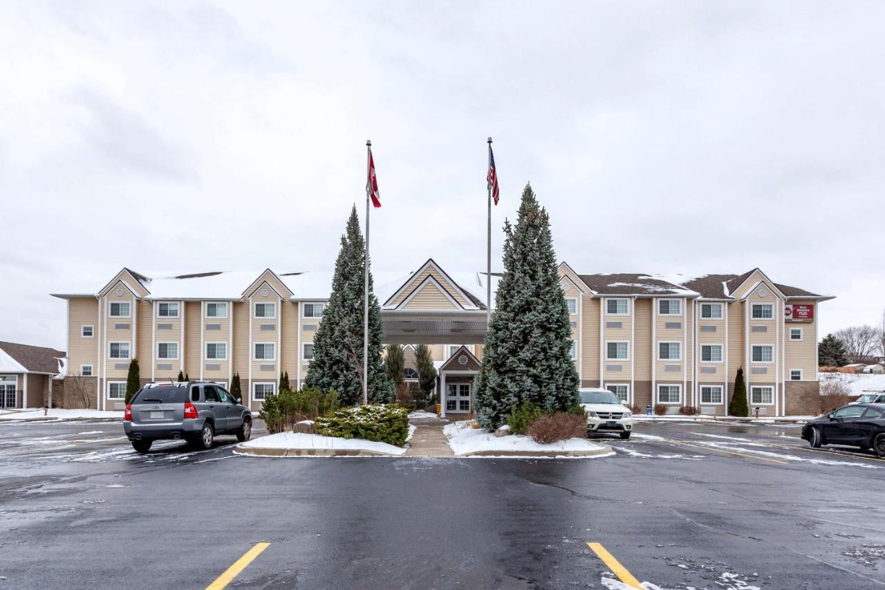 Best Western Plus Woodstock Inn & Suites Ngoại thất bức ảnh