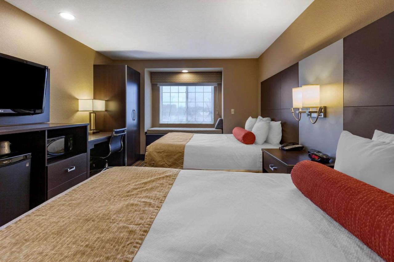 Best Western Plus Woodstock Inn & Suites Ngoại thất bức ảnh