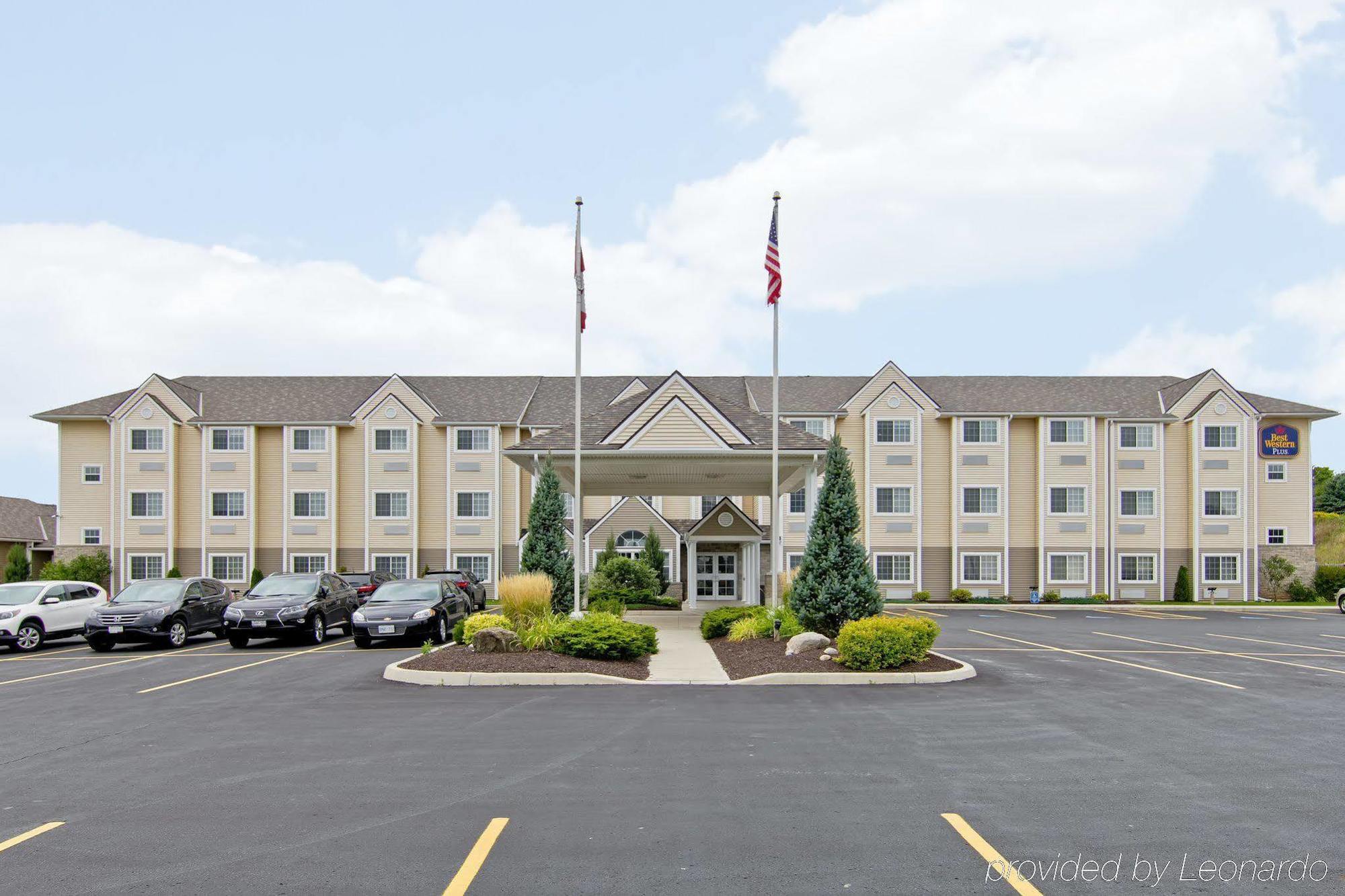 Best Western Plus Woodstock Inn & Suites Ngoại thất bức ảnh